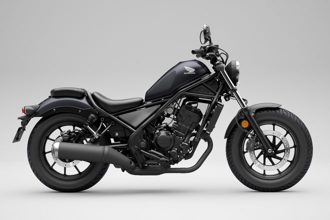 ホンダ・レブル250（マットガンパウダーブラックメタリック）