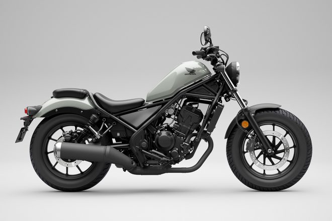 ホンダ・レブル250（パールスモーキーグレー）