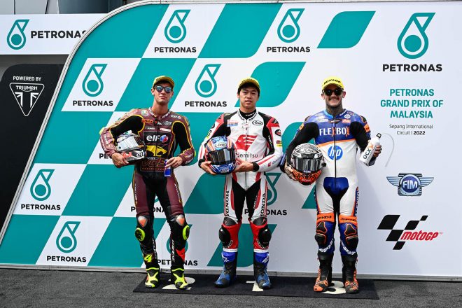 Moto2：ポールを獲得した小椋藍（IDEMITSU Honda Team Asia）、トニー・アルボリーノ（ELF Marc VDS Racing Team）、アロン・カネト（Flexbox HP40）／2022MotoGP第19戦マレーシアGP