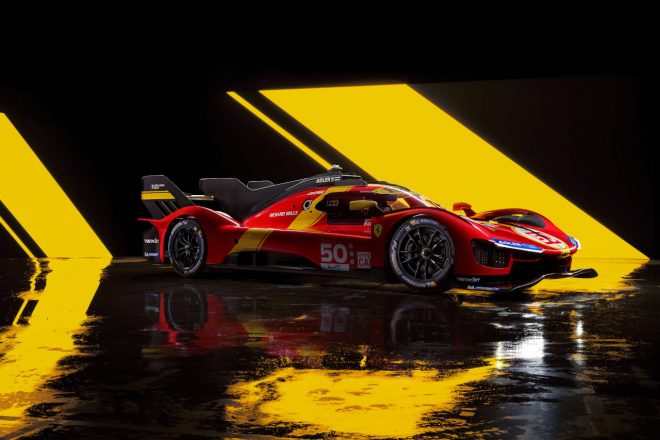 パワートレインは3.0リットルV6ターボエンジン＋ハイブリッド