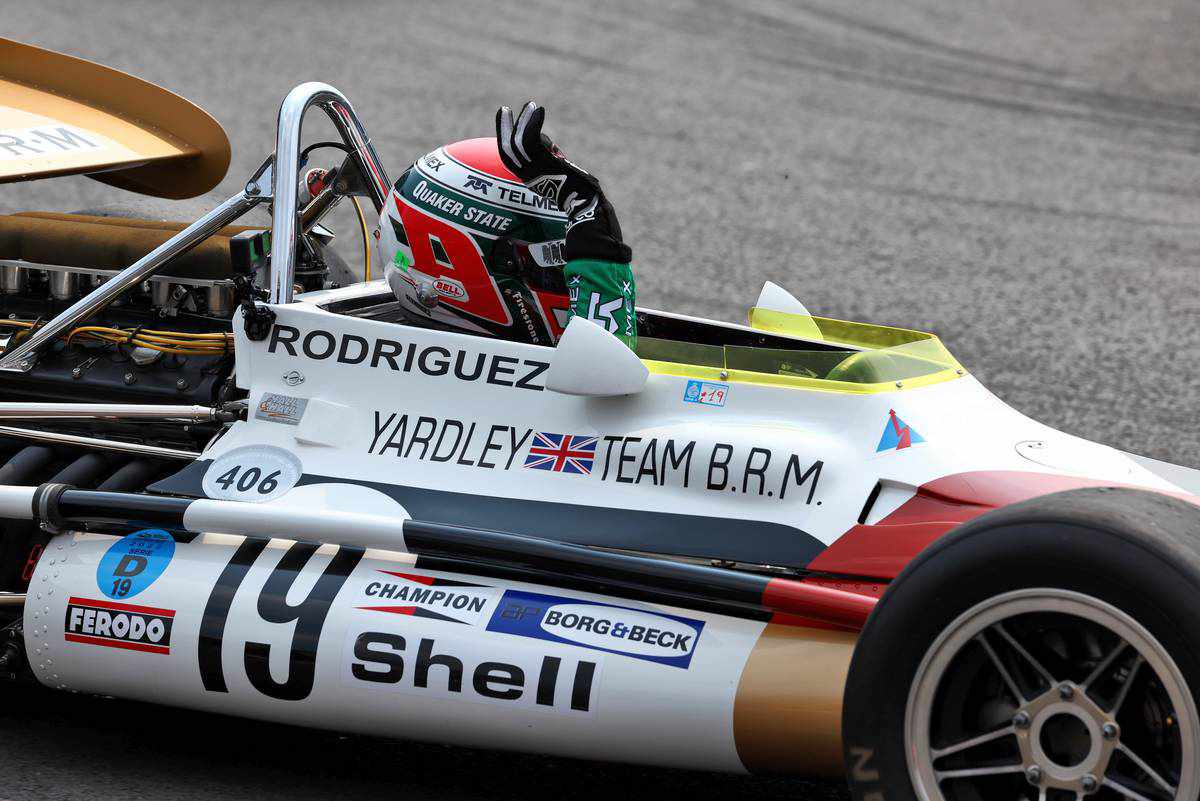 2022年F1第20戦メキシコGPでデモランを行うエイドリアン・フェルナンデス