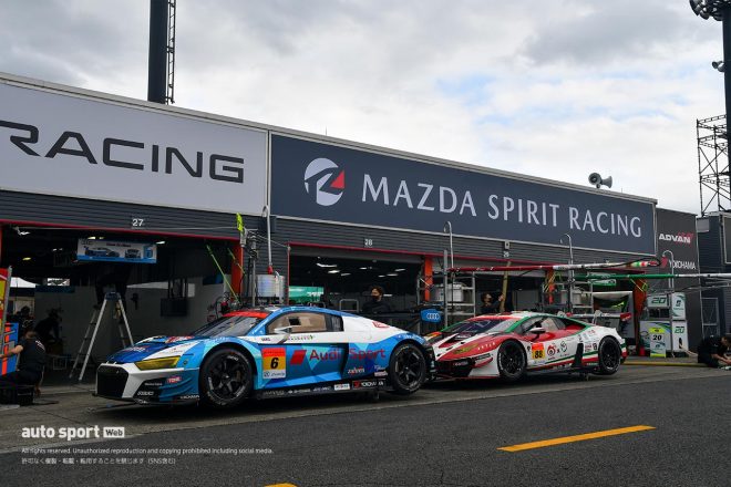 Team LeMans Audi R8 LMSとweibo Primez Lamborghini GT3