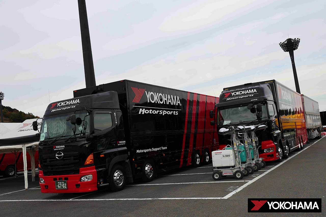 2022スーパーGT第8戦もてぎ　横浜ゴムのトレーラー