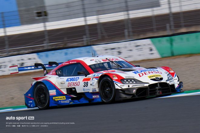 スーパーGTもてぎCNFテスト　車両を修復しテストに臨んだDENSO KOBELCO SARD GR Supra