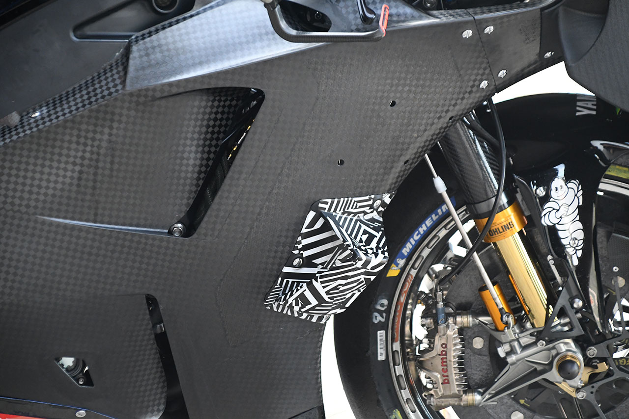 クアルタラロのマシンのサイドの空力デバイス