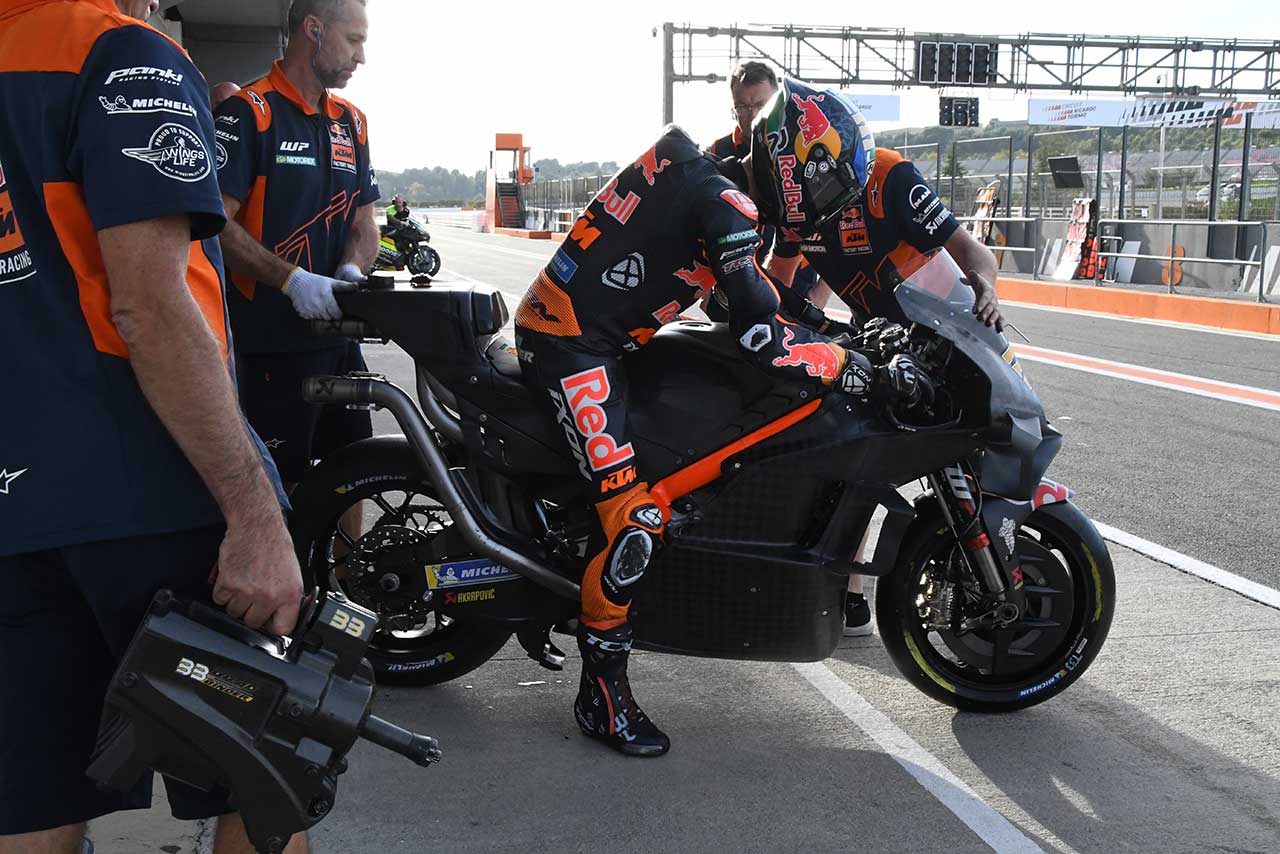 コースインするビンダー