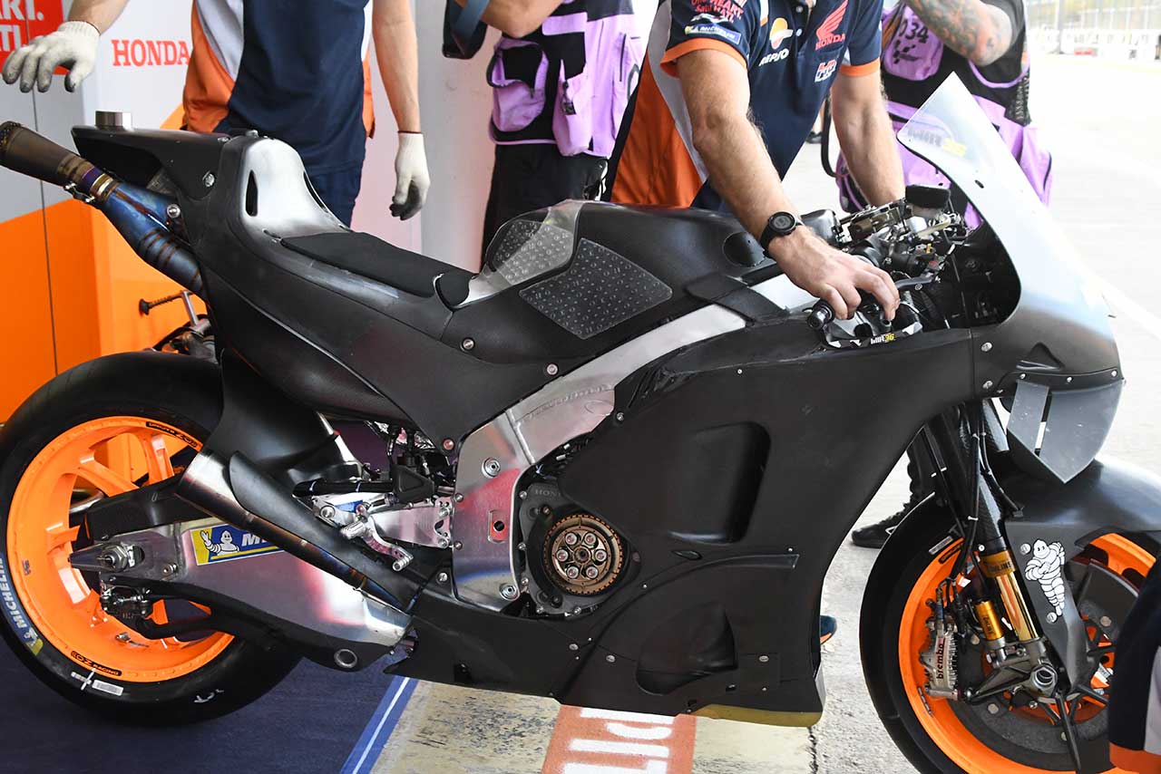 ミルが走らせていたマシン