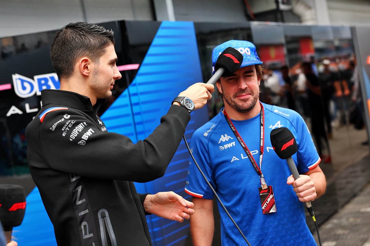 2022年F1第21戦ブラジルGP　フェルナンド・アロンソとエステバン・オコン（アルピーヌ）