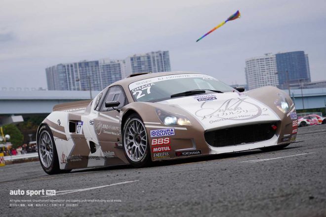 大滝拓也がステアリングを握った27号車表参道メディカルクリニック（インタープロト）