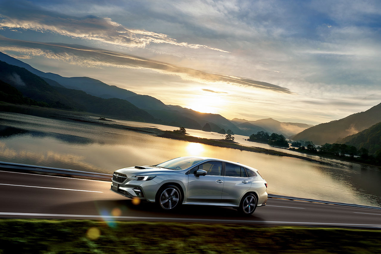 スバル・レヴォーグ