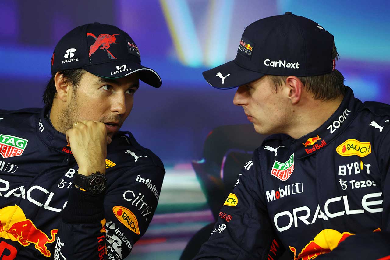 2022年F1第22戦アブダビGP　セルジオ・ペレスとマックス・フェルスタッペン（レッドブル）