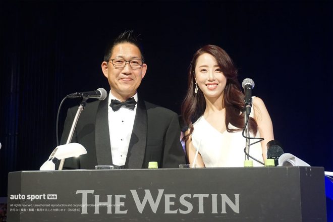 2022年SUPER GT HEROESの進行を努めたピエール北川さんと竹内志麻さん