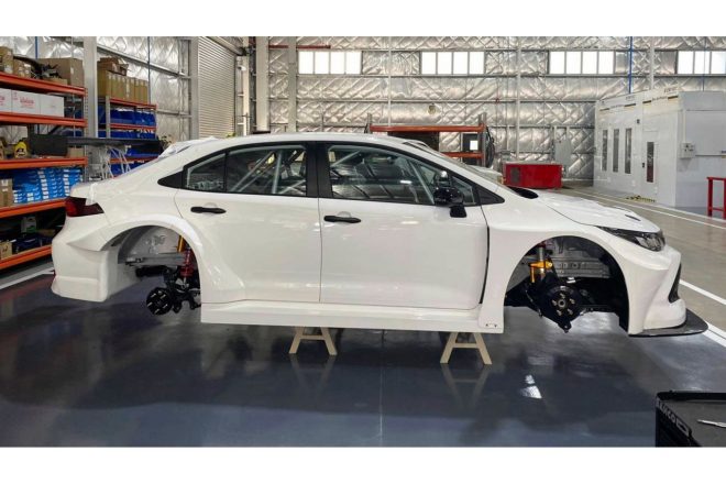 「最初の6台は3月までに納入され、残りの4台は6月頃に完成する予定だ」とフアン-パブロ・グラーノ