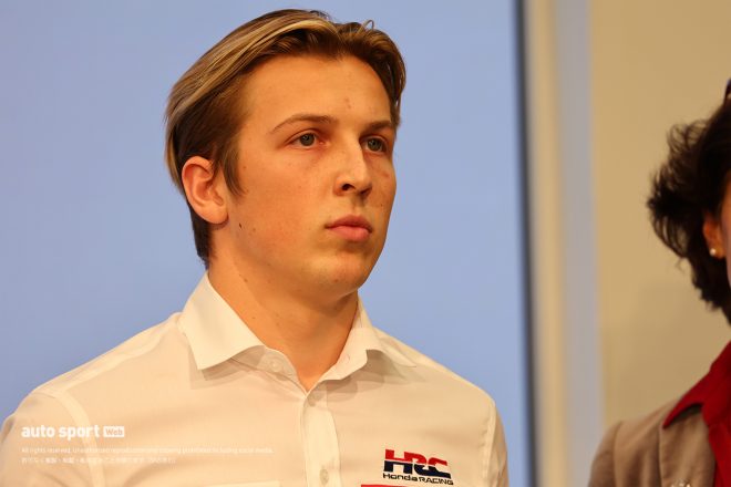 2023年ホンダモータースポーツ活動計画発表会に登壇したリアム・ローソン（TEAM MUGEN）