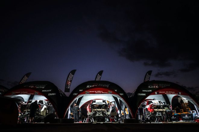TOYOTA GAZOO Racingは3台のGRダカールハイラックスT1＋で第45回ダカールラリー2023に参戦している