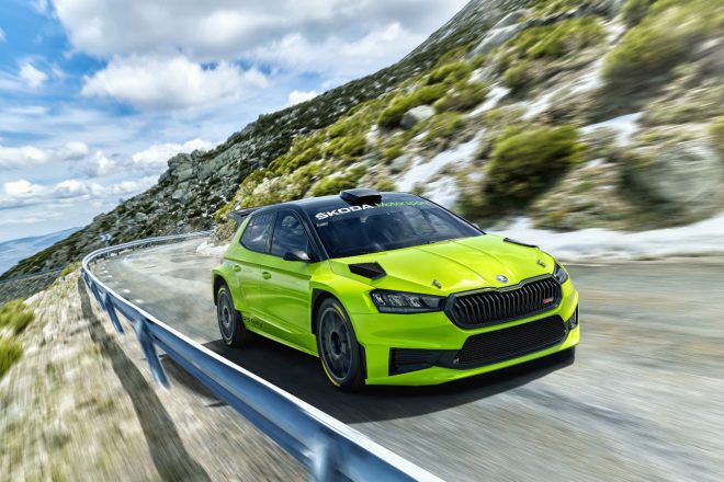 シュコダの新型ラリー2カーである『ファビアRSラリー2』は2023年にデビューする