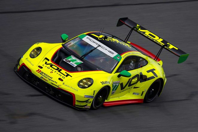 ＃77　ライト・モータースポーツ／ポルシェ911 GT3 R アラン・ブライジョルフソン／トレンド・ヒンドマン／マクスウェル・ルーツ／ケビン・エストーレ