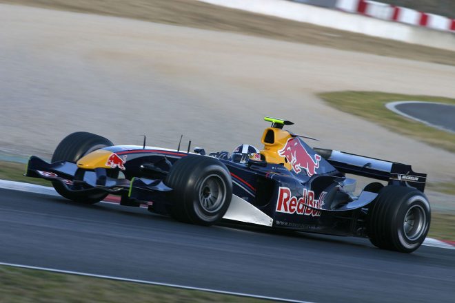 レッドブル・レーシングが2005年に投入した『RB1』