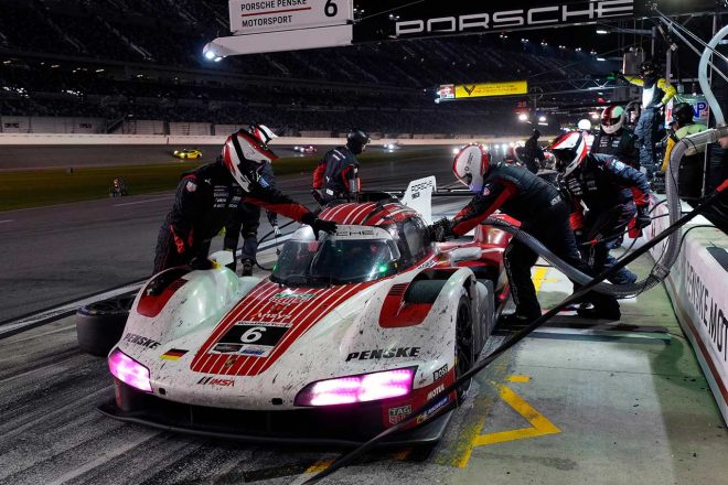 ポルシェ・ペンスキー・モータースポーツの6号車ポルシェ963