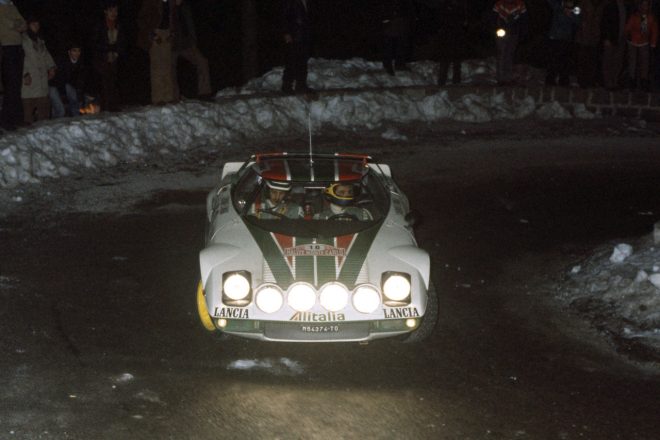 1976年のラリー・モンテカルロに参戦し、優勝を飾ったランチア・ストラトスHF・モンテカルロに参戦し、優勝を飾ったランチア・ストラトスHF（実車）