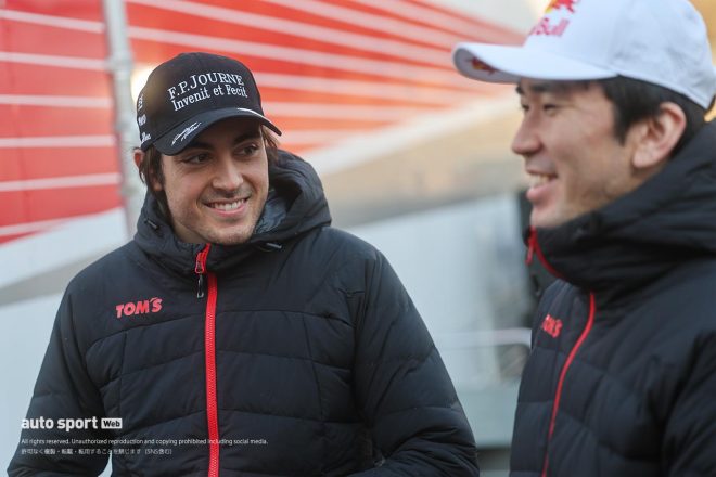 2023年スーパーGT岡山メーカーテスト　Deloitte TOM’S GR Supraの笹原右京とジュリアーノ・アレジ