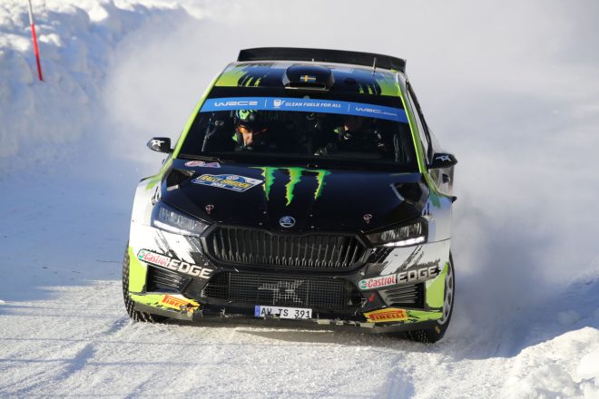WRC2クラス首位のオリバー・ソルベルグ(シュコダ・ファビアRSラリー2) 2023年WRC第2戦ラリー・スウェーデン
