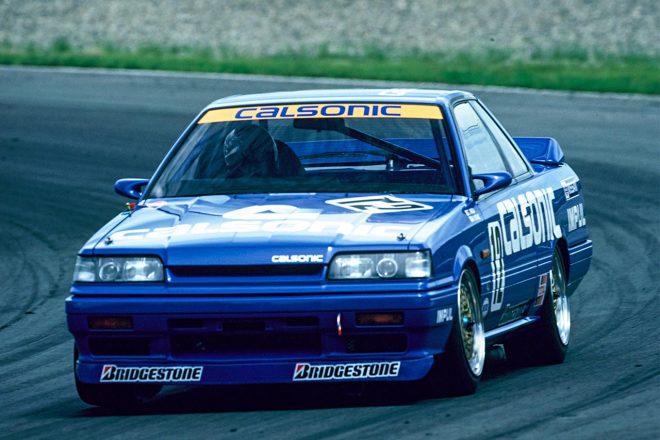 1988年のグループAを戦ったニッサン・スカイラインGTS-R