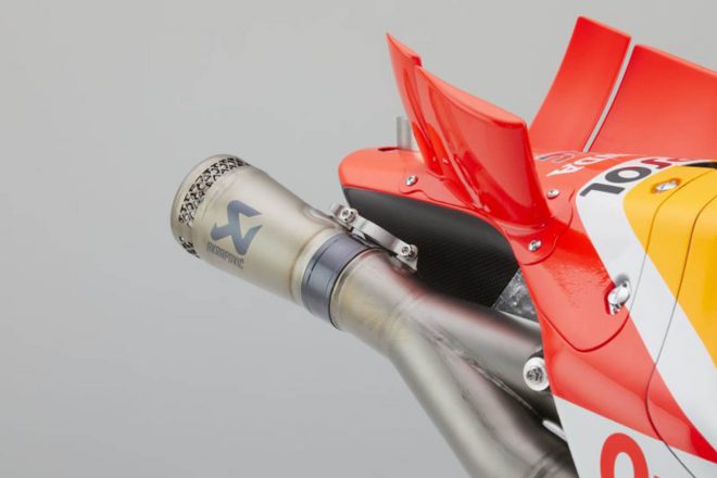 2023MotoGP：アクラポビッチ製のエキゾーストシステムを使用した2023年型RC213V