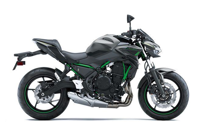 カワサキZ650（メタリックマットグラフェンスチールグレー／エボニー）