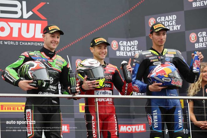 優勝：アルバロ・バウティスタ、2位：ジョナサン・レイ、3位：トプラク・ラズガットリオグル／2023SBK第1戦オーストラリア　レース1