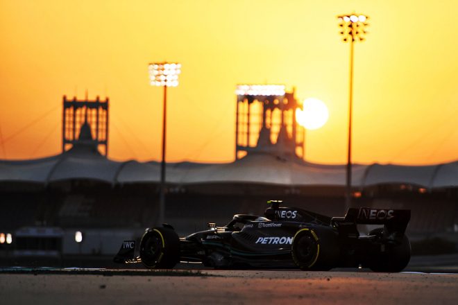 2023年F1バーレーンテスト3日目　FIA会見に出席したルイス・ハミルトン（メルセデス）