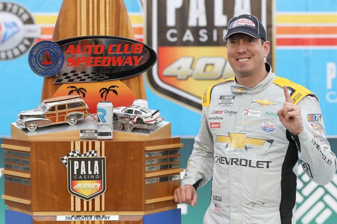 今季よりシボレー陣営に移籍したカイル・ブッシュ（リチャード・チルドレス・レーシング／シボレー・カマロ）が早くも初優勝を飾った