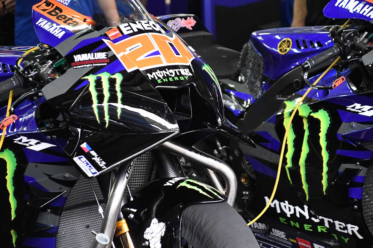 平たい形状のウイングはより大きくなった