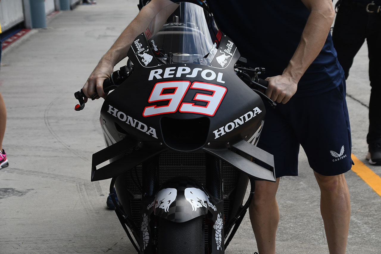 こちらのウイング形状は2022年の形状