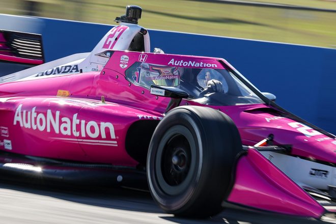 カーナンバー27でエントリーするカイル・カークウッド