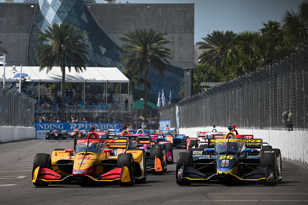 セント・ピーターズバーグ決勝スタート