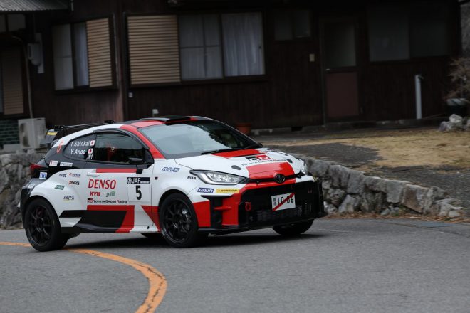眞貝知志／安藤裕一組のトヨタGRヤリスGR4ラリーDAT（新城ラリー2023）