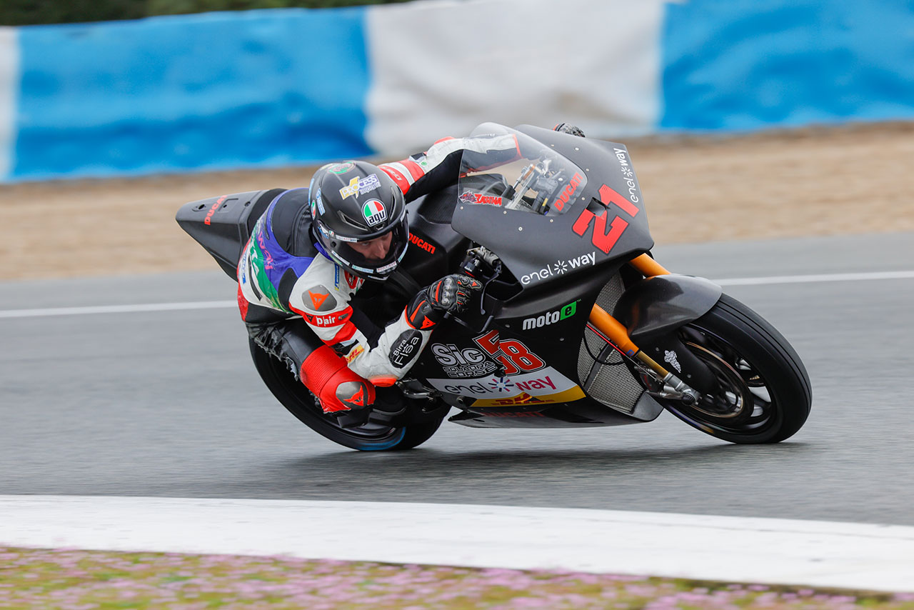 MotoE：ケビン・ザンノーニ（Ongetta SIC58 Squadracorse）／2023MotoEヘレステスト