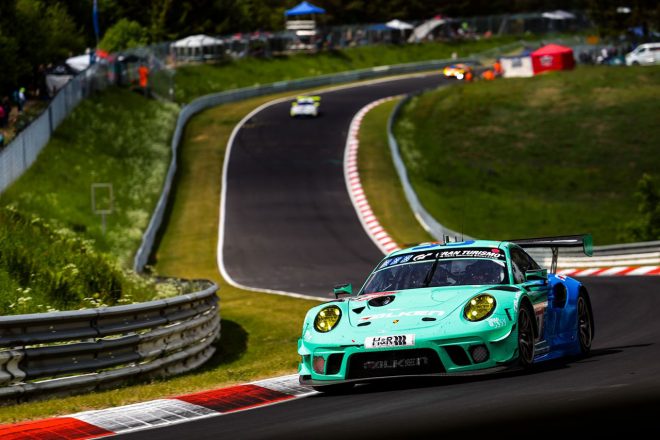 ファルケン・モータースポーツのポルシェ911 GT3 R