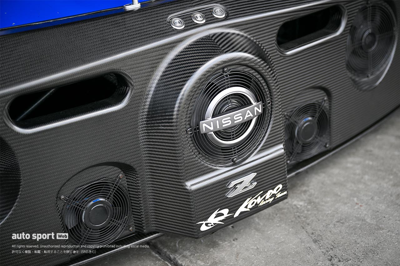 2023スーパーGT岡山公式テスト　お馴染みのGT500用のファンだが、KONDO Racingはロゴをつけディテールアップ。