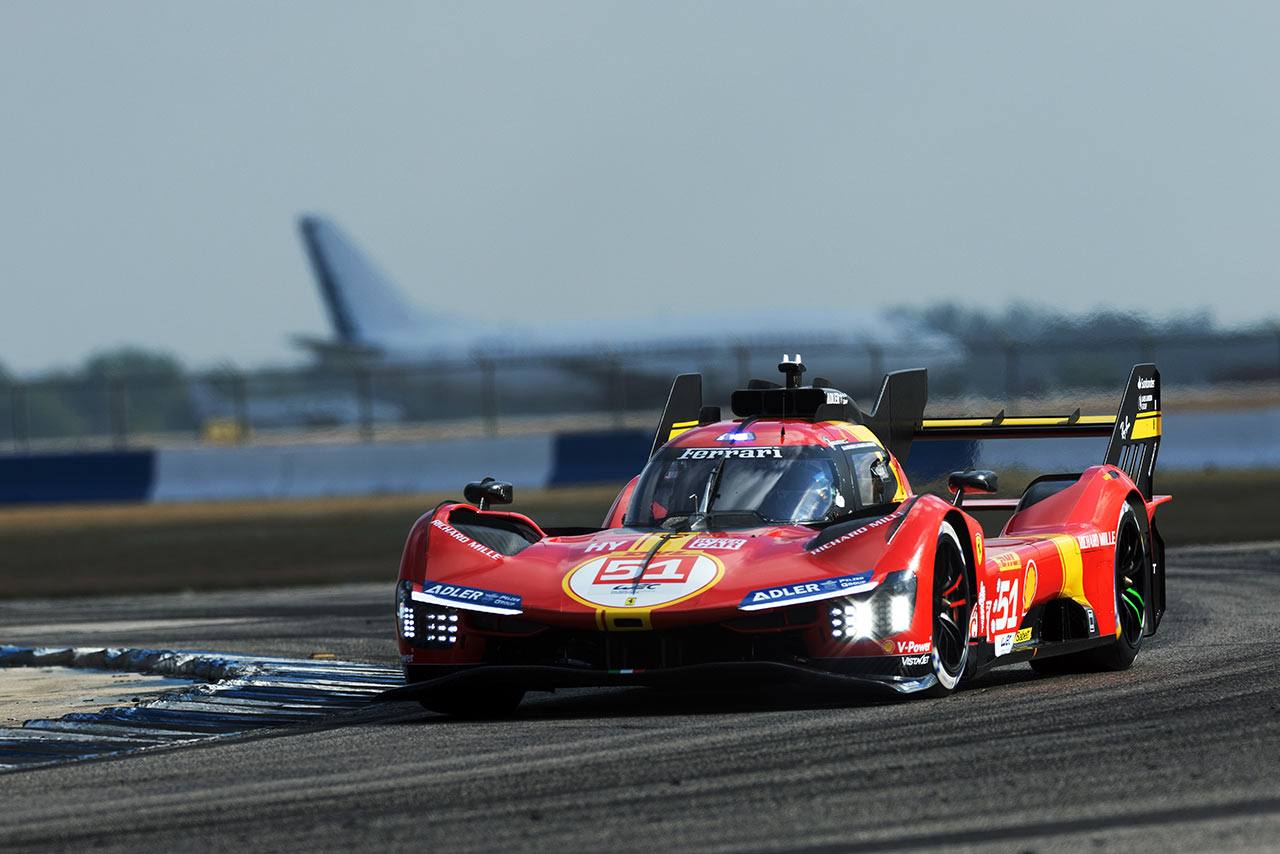 フェラーリAFコルセの51号車フェラーリ499P