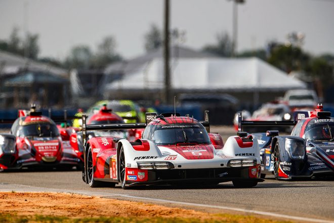 ポルシェ・ペンスキー・モータースポーツの5号車ポルシェ963