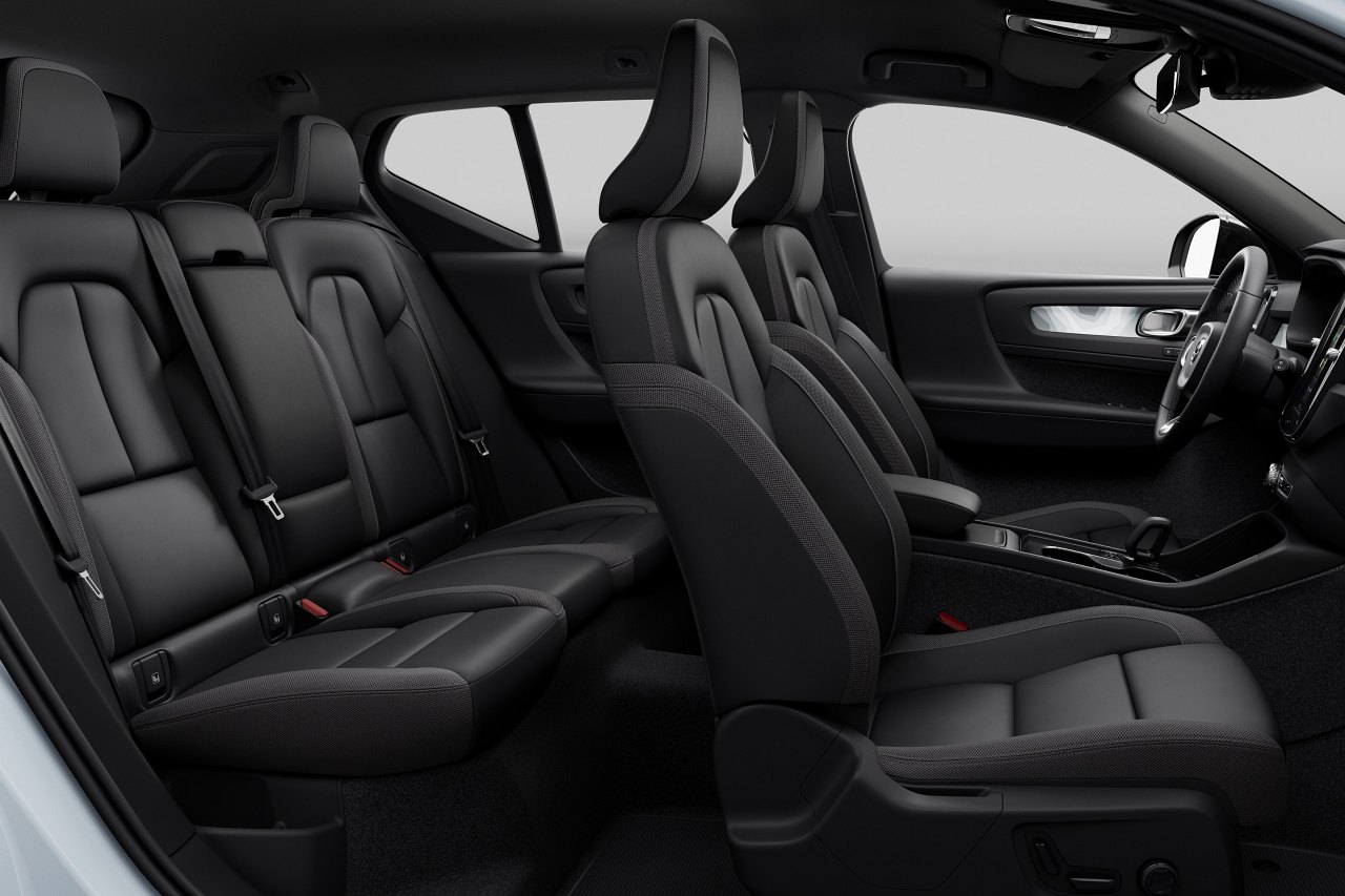 さらに、自車両の前方に車両が検出されない場合にコースティング走行を可能にするオートモードを追加している