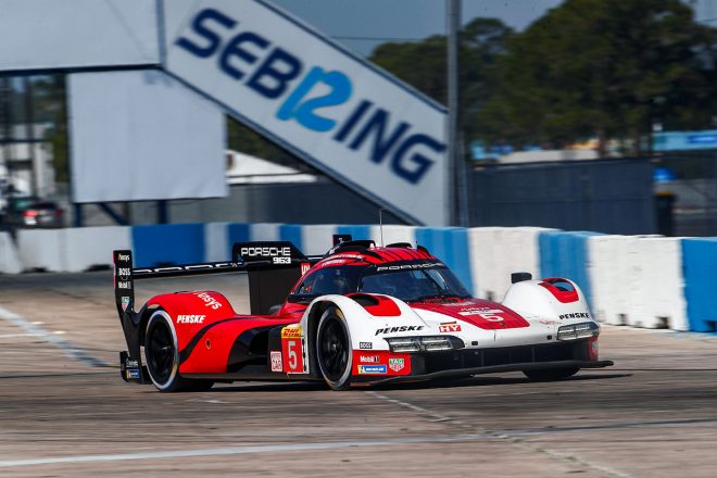 ポルシェ・ペンスキー・モータースポーツの5号車ポルシェ963