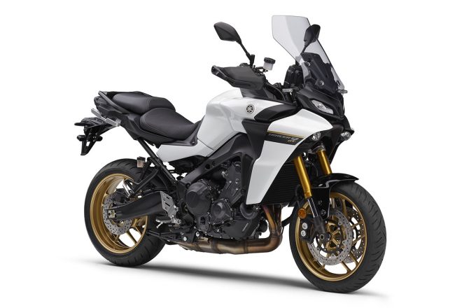 2023年4月20日に発売するヤマハTRACER9 GT ABSのホワイト