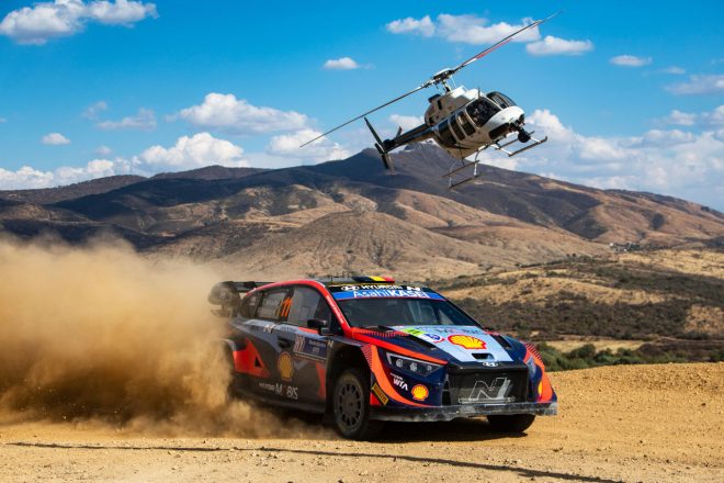 最終ステージでエルフィン・エバンスを逆転し、総合2位となったティエリー・ヌービル（ヒョンデi20 Nラリー1）　2023年WRC第3戦ラリー・メキシコ