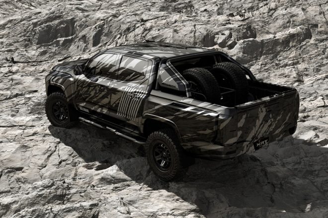 新型ミツビシ・トライトンは9年ぶりの全面改良を経て、2023年度内にタイを皮切りに発売される予定