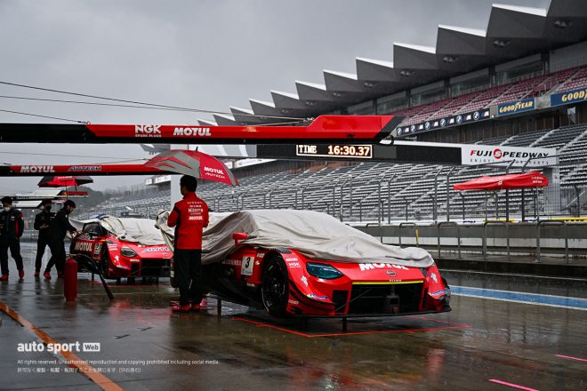2023スーパーGT富士公式テスト　Niterra MOTUL ZとMOTUL AUTECH Z