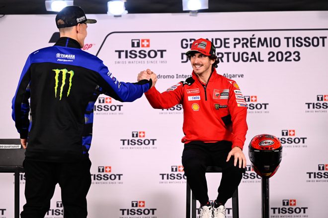 2023MotoGP第1戦ポルトガルGPのプレスカンファレンスに出席したフランセスコ・バニャイア（ドゥカティ・レノボ・チーム）とファビオ・クアルタラロ（モンスターエナジー・ヤマハMotoGP）