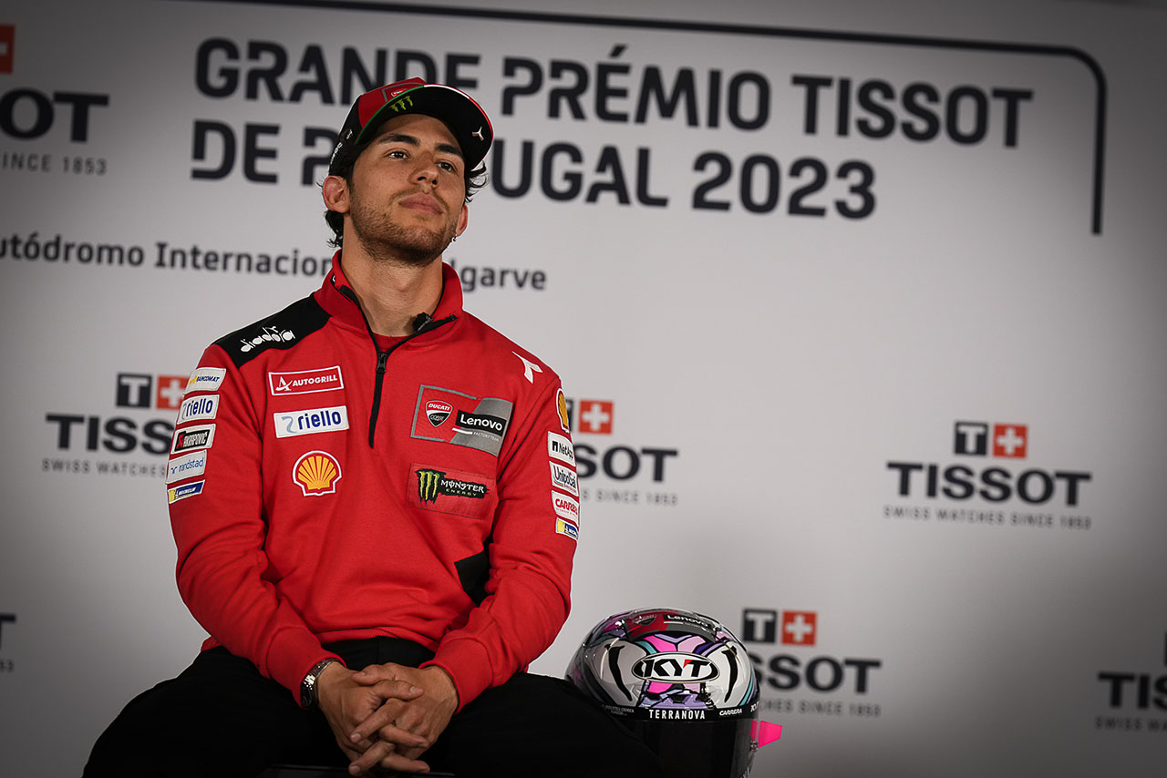 2023MotoGP第1戦ポルトガルGPのプレスカンファレンスに出席したエネア・バスティアニーニ（ドゥカティ・レノボ・チーム）